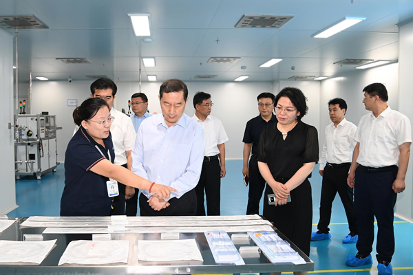 市委書記張超超帶領市縣領導蒞臨康譽醫療開展調研工作
